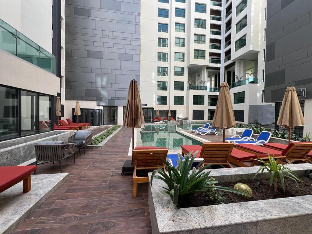 Dakar Vacations - BIMA RENTALS Aquanic Towers - Property Image 5