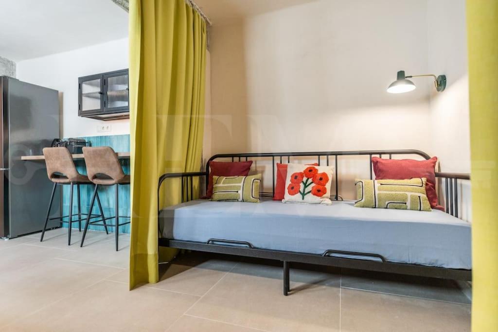 Pop art gem with paintings by local artist by REMS