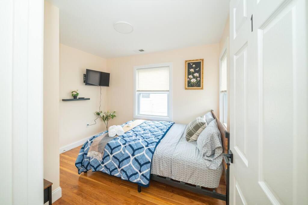 30-3 - 3BR Boston - Cozy Apt near Franklin Park Zoo view 5