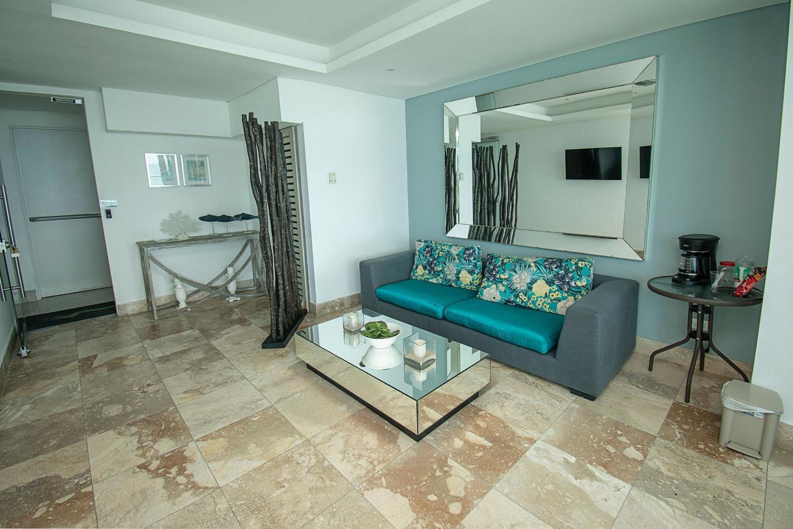 U-GO Palmetto Beach - Luxury by the Sea