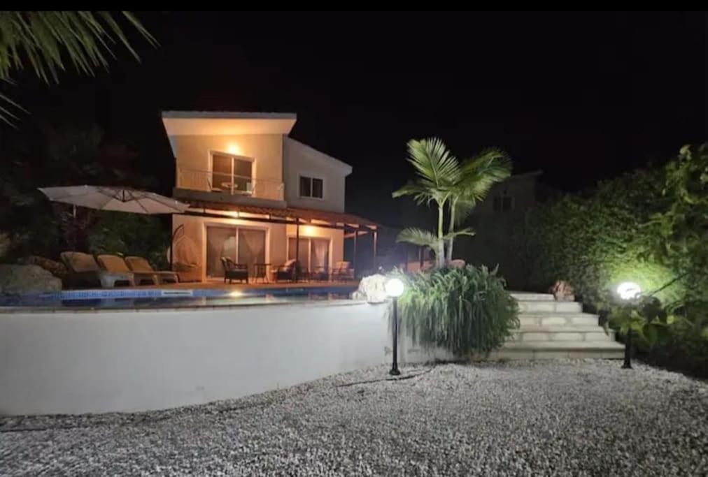 Villa Crystal Coral Bay
