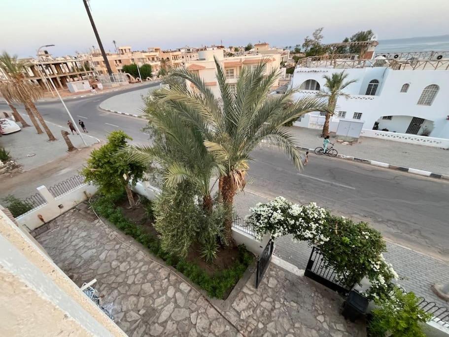 Sea view cliff top apartment