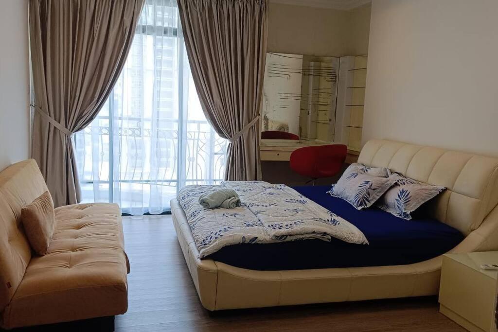 Kenyalang Riverine Emerald 12 Homestay