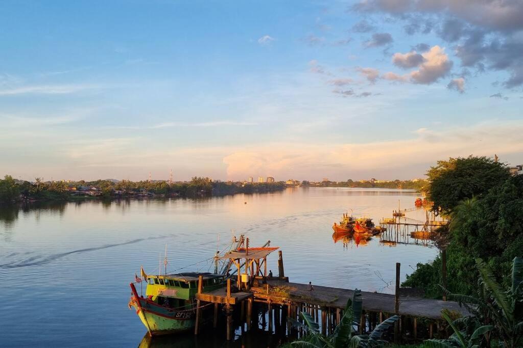 Kenyalang Riverine Emerald 12 Homestay