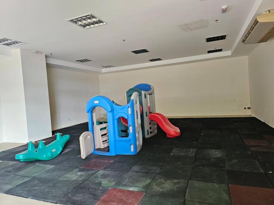 Kenyalang Riverine Emerald 12 Homestay
