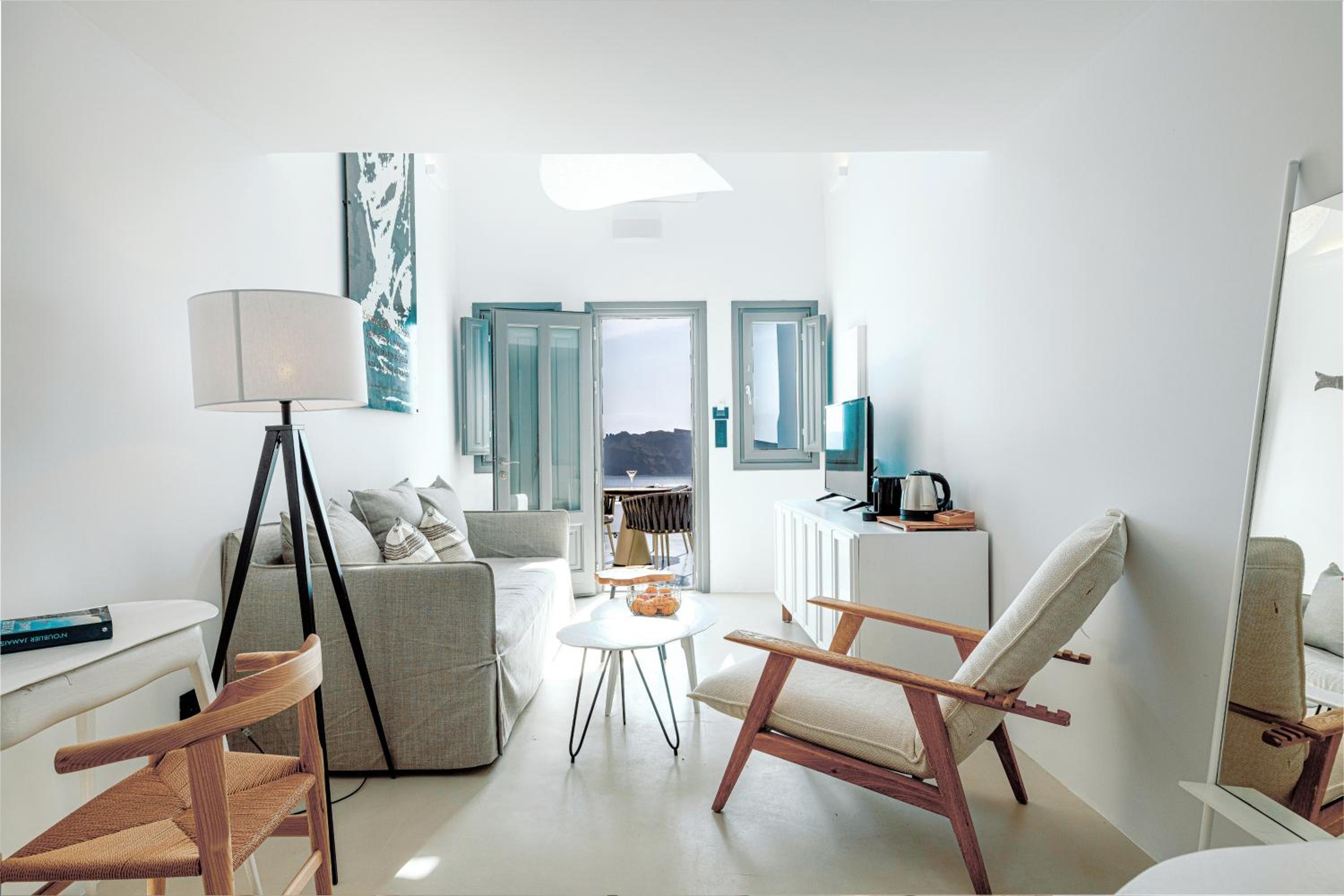 Oia Vacations - IKIES Santorini - Property Image 2