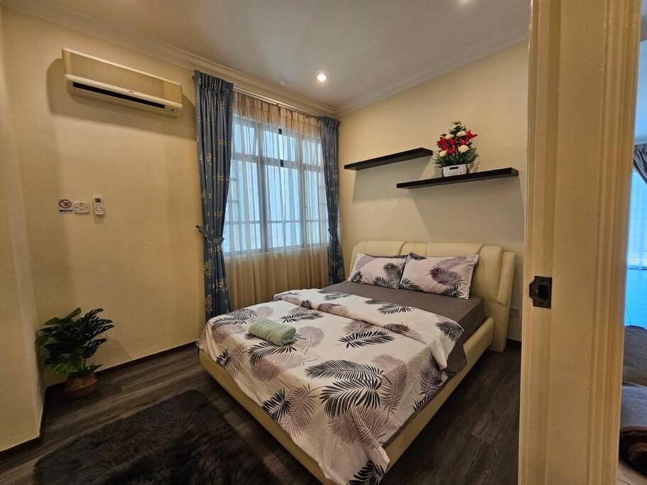 Kenyalang Riverine Emerald 12 Homestay