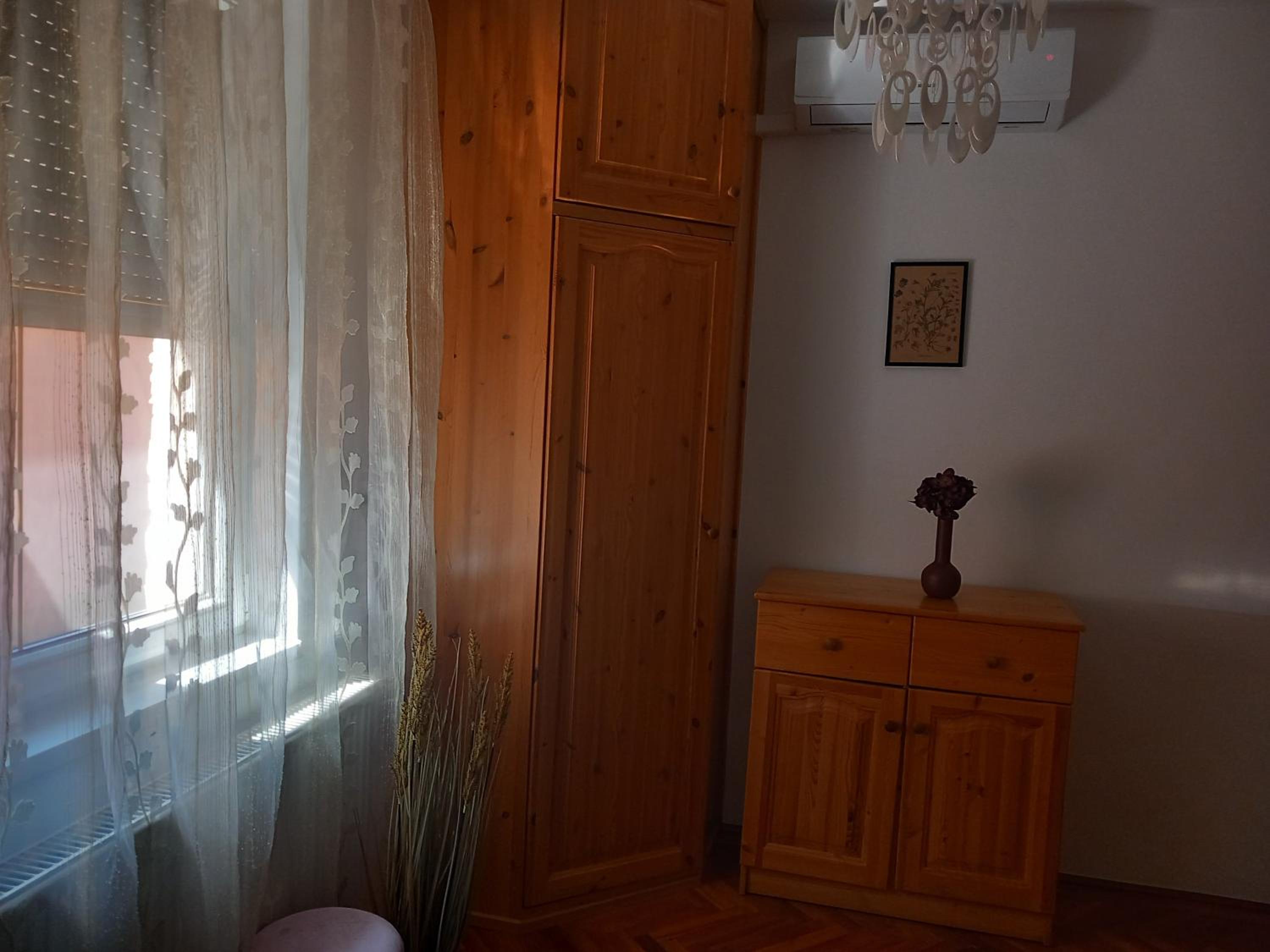 Akácvirág Airport Viki Apartman