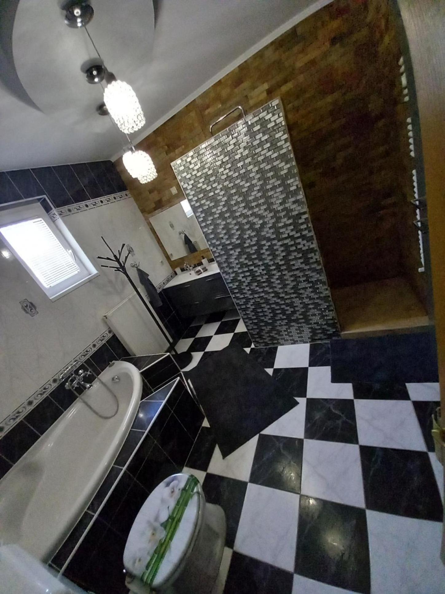 Akácvirág Airport Viki Apartman