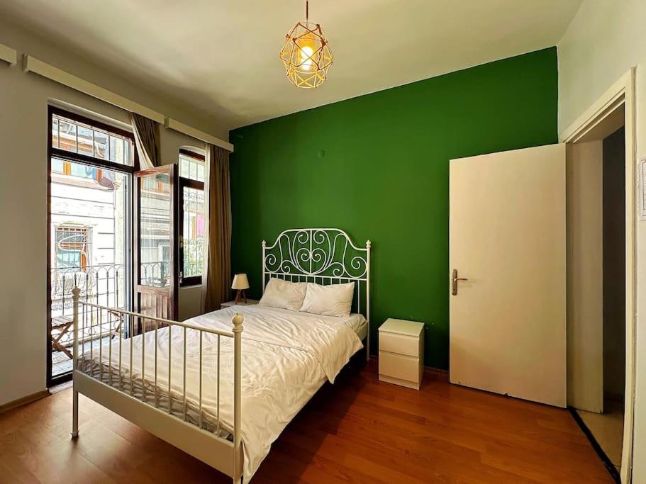 Triplex in Taksim Square with 4 Bedroom