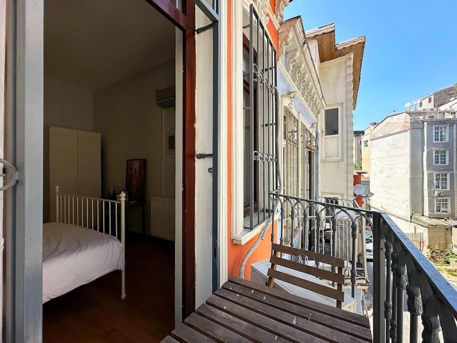 Triplex in Taksim Square with 4 Bedroom