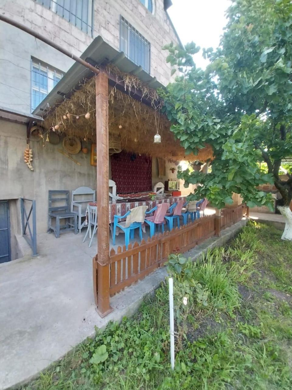 Em&Ri Guest House in Odzun