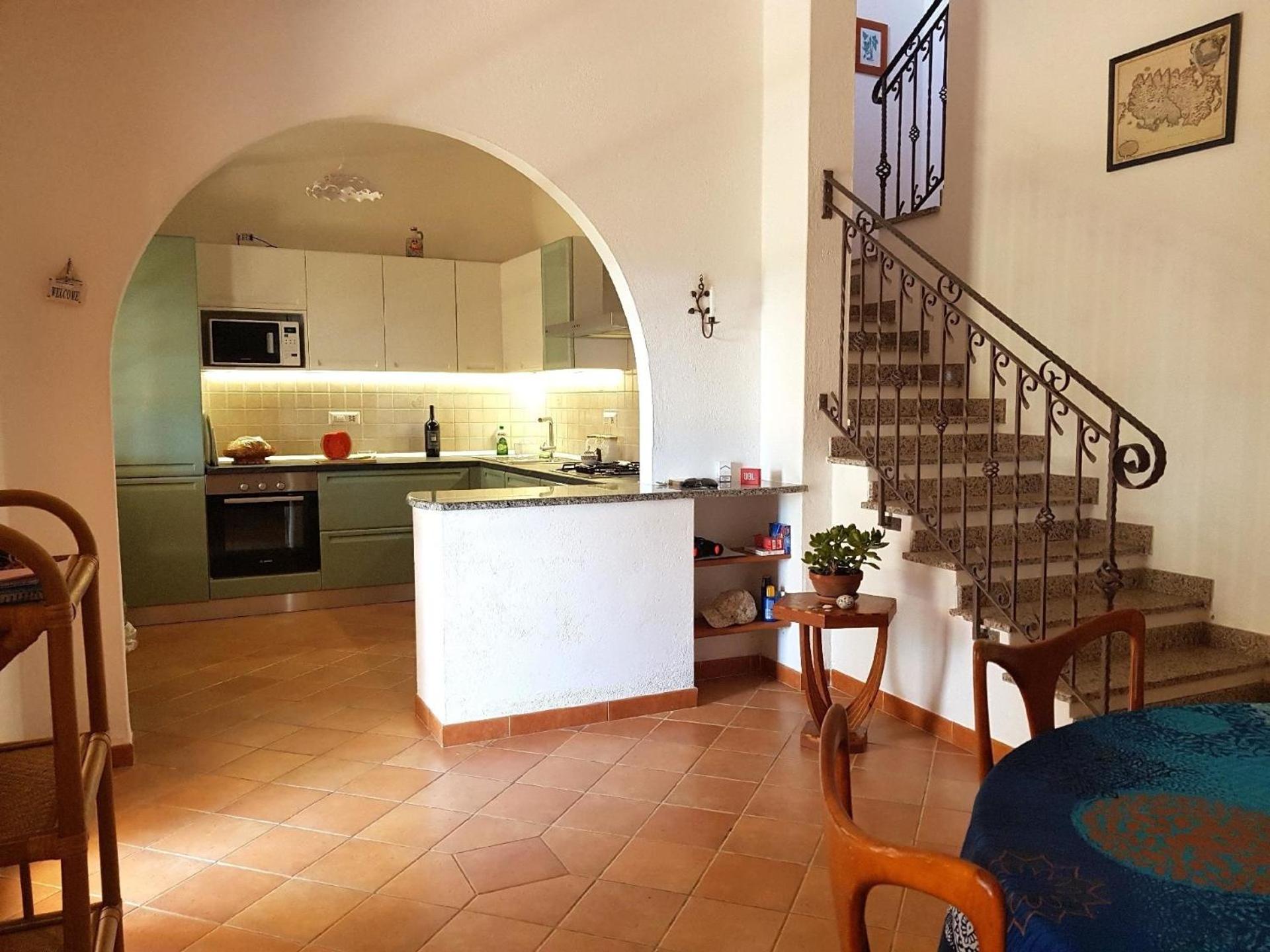 Gemütliches Ferienhaus mit Terrasse und Meerblick
