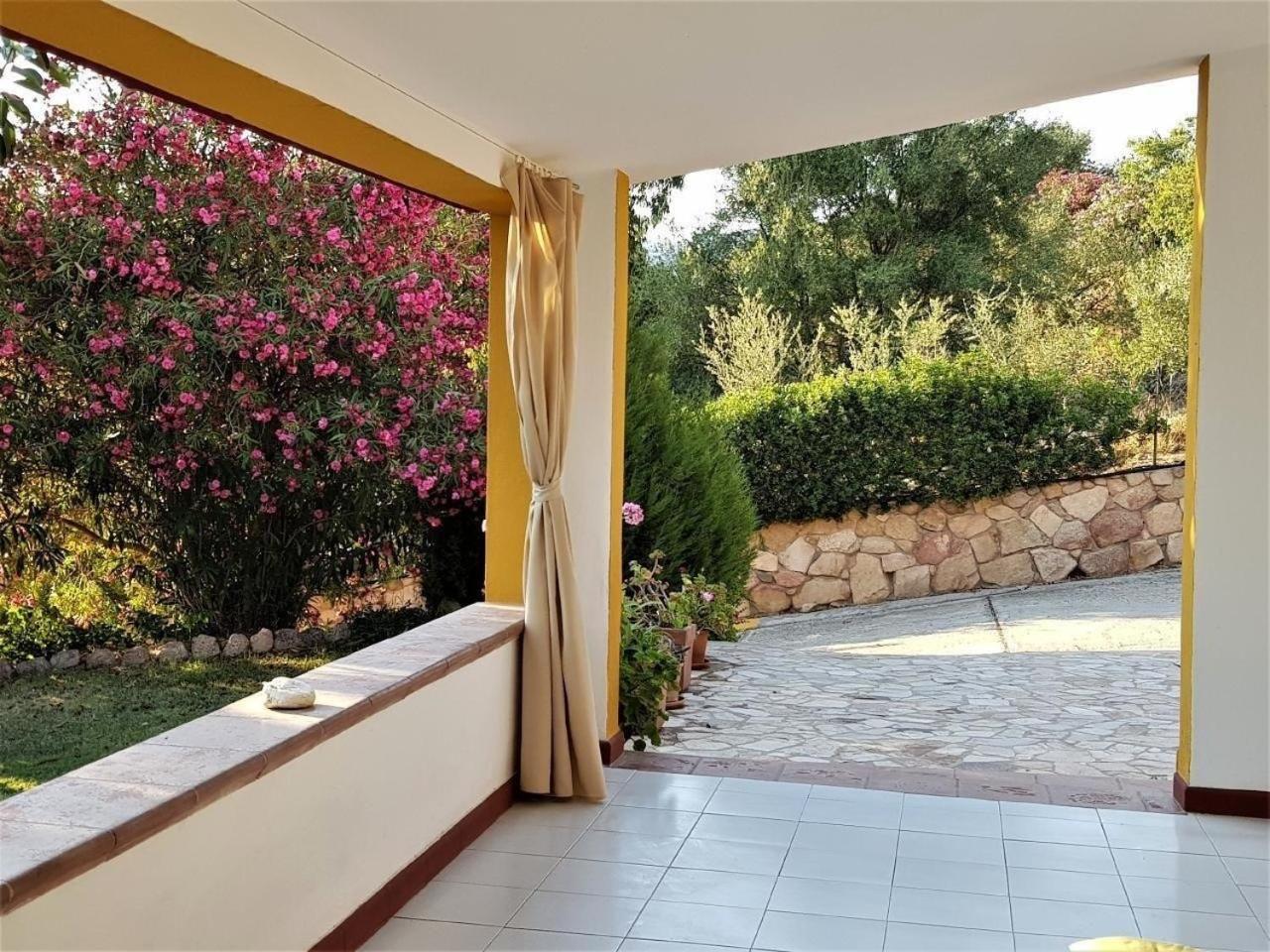 Gemütliches Ferienhaus mit Terrasse und Meerblick