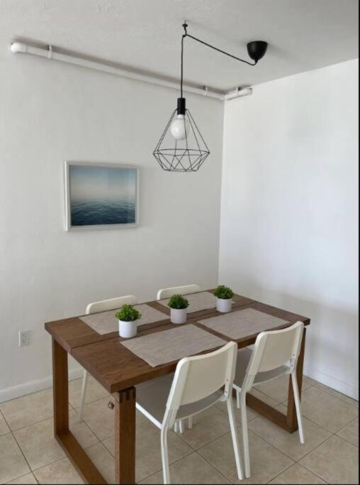 1401- Stylish 1BR& 2BA with Breathtaking Ocean Views view 2