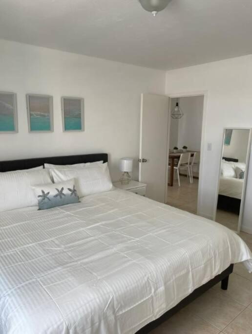 1401- Stylish 1BR& 2BA with Breathtaking Ocean Views view 5