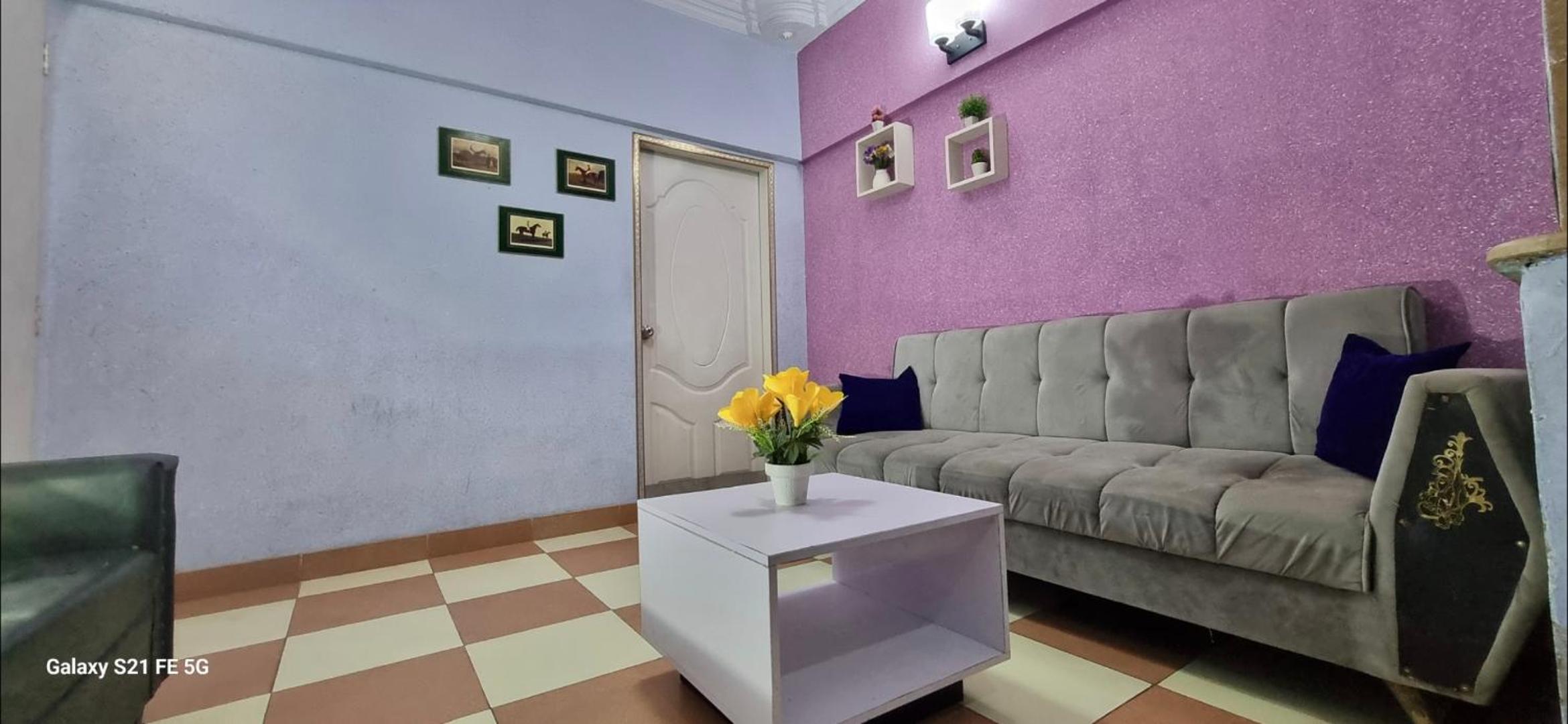 One bedroom luxury apartment 1st floor with kitchen