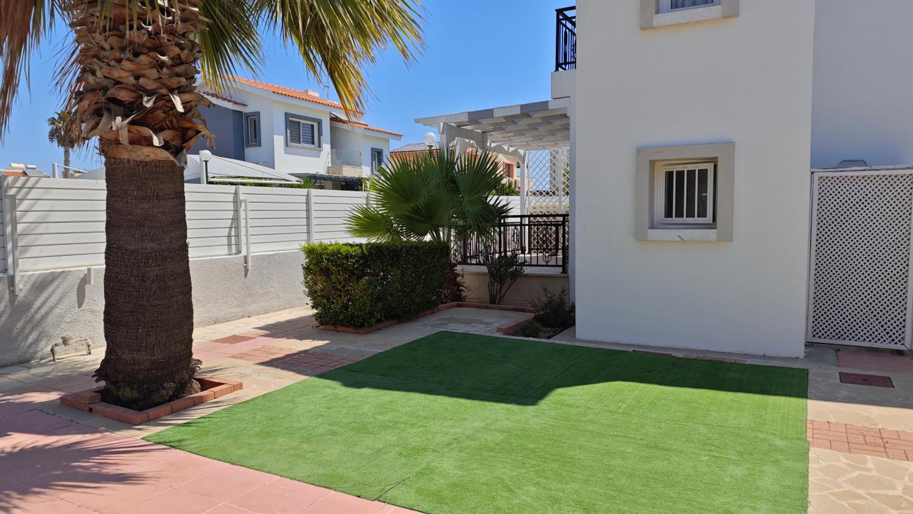 Faros Relaxing Seaside Villa