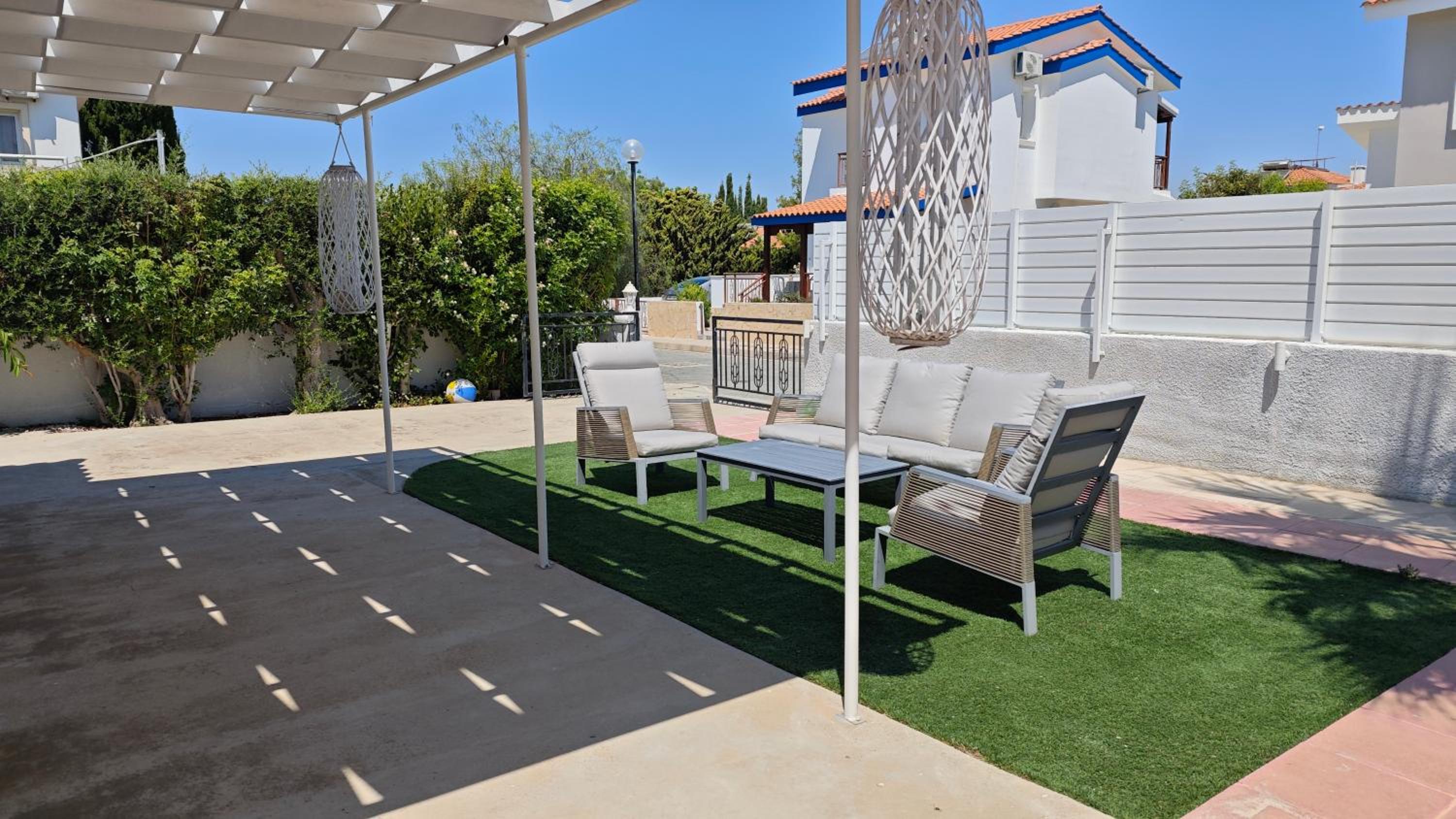 Faros Relaxing Seaside Villa
