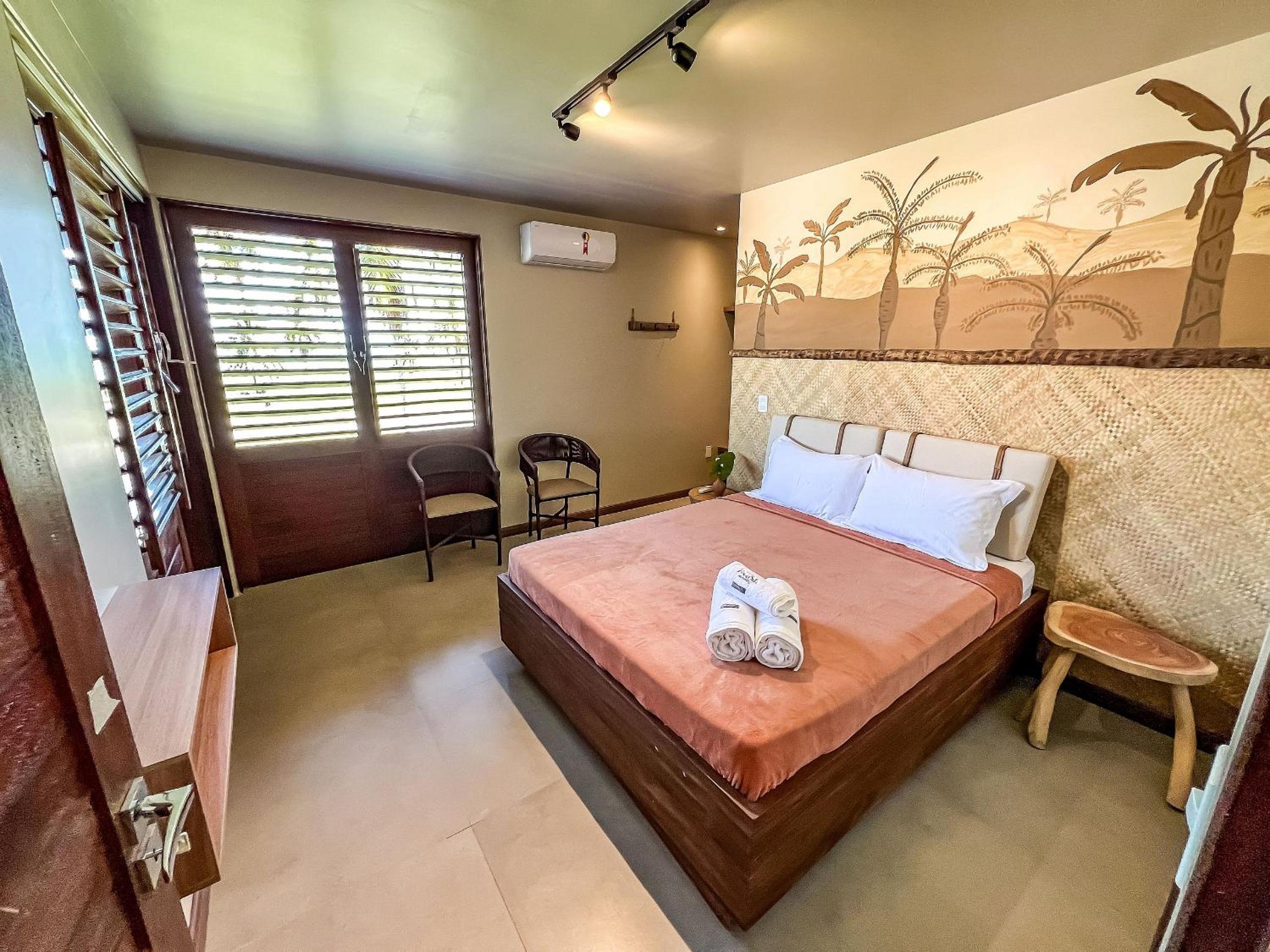 Casa com Ofurô, Piscina Aquecida e Cozinheira