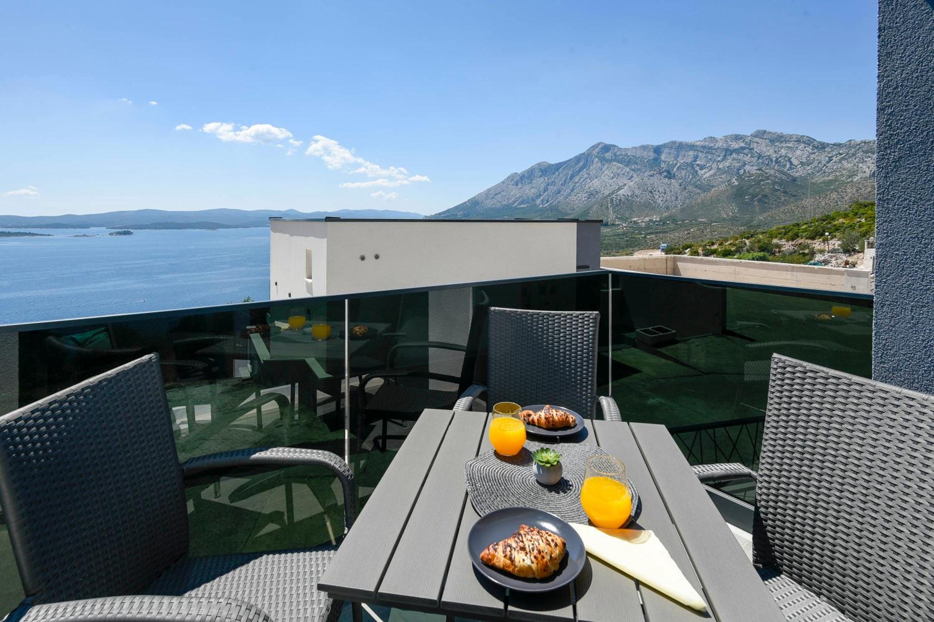 Villa Senija - Holiday Property Gracin