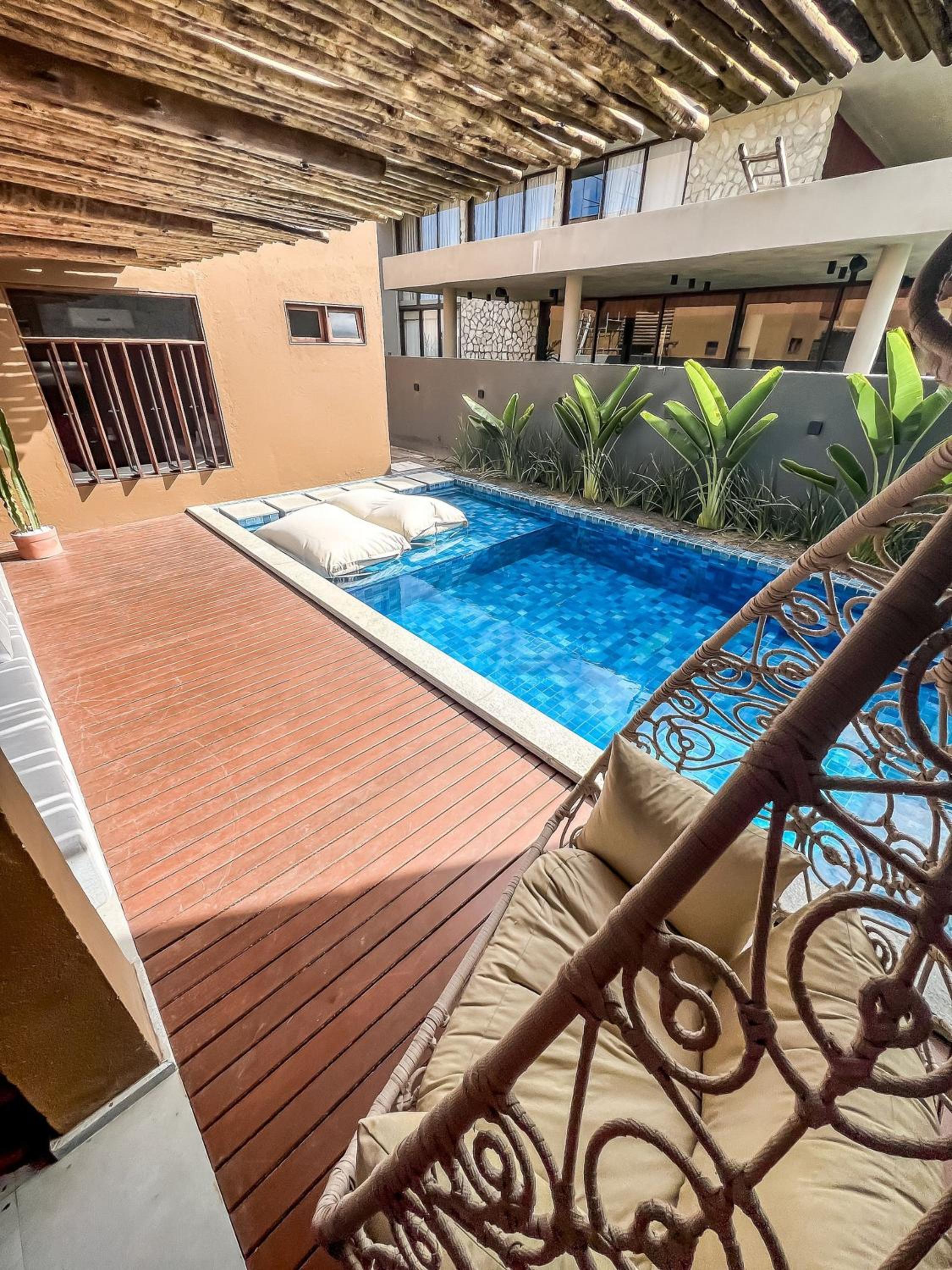 Casa com Ofurô, Piscina Aquecida e Cozinheira