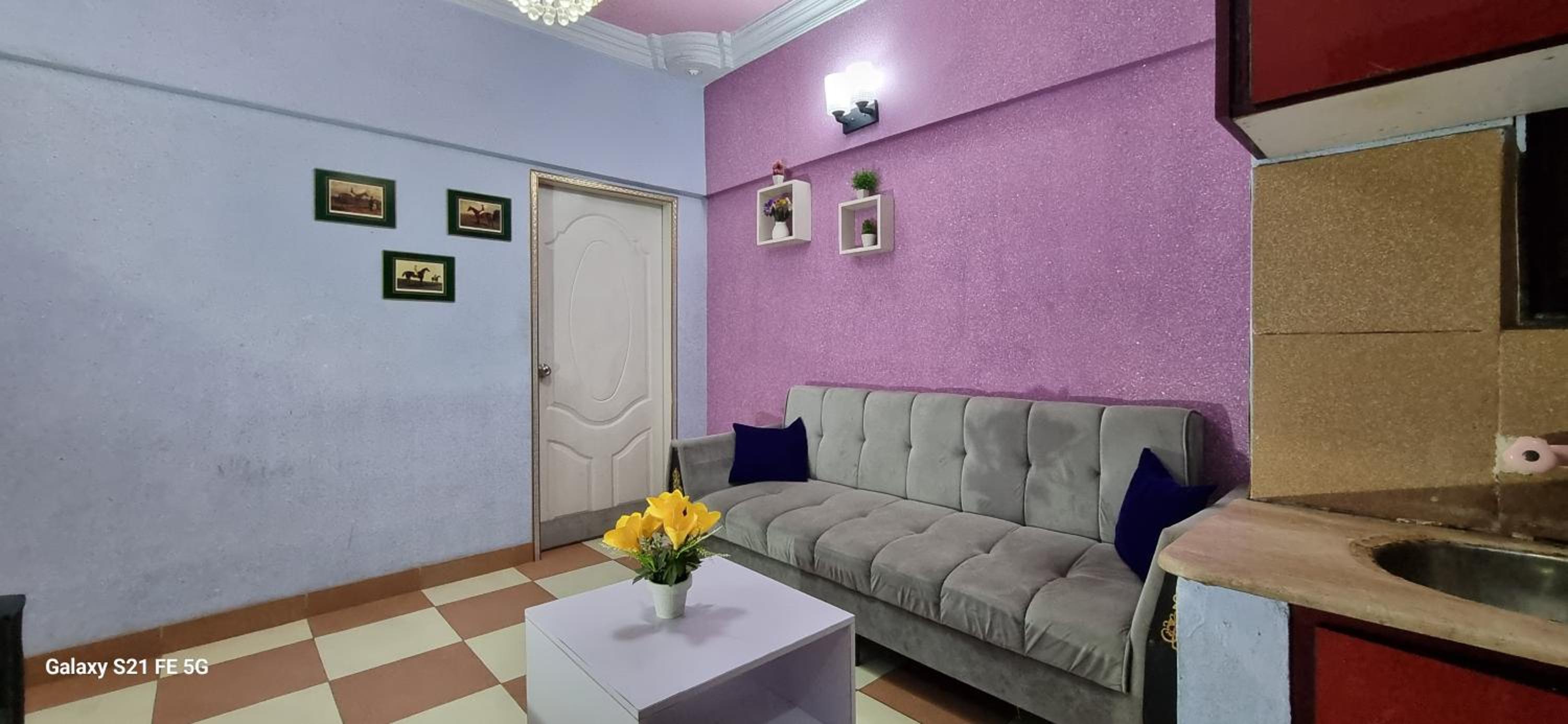 One bedroom luxury apartment 1st floor with kitchen