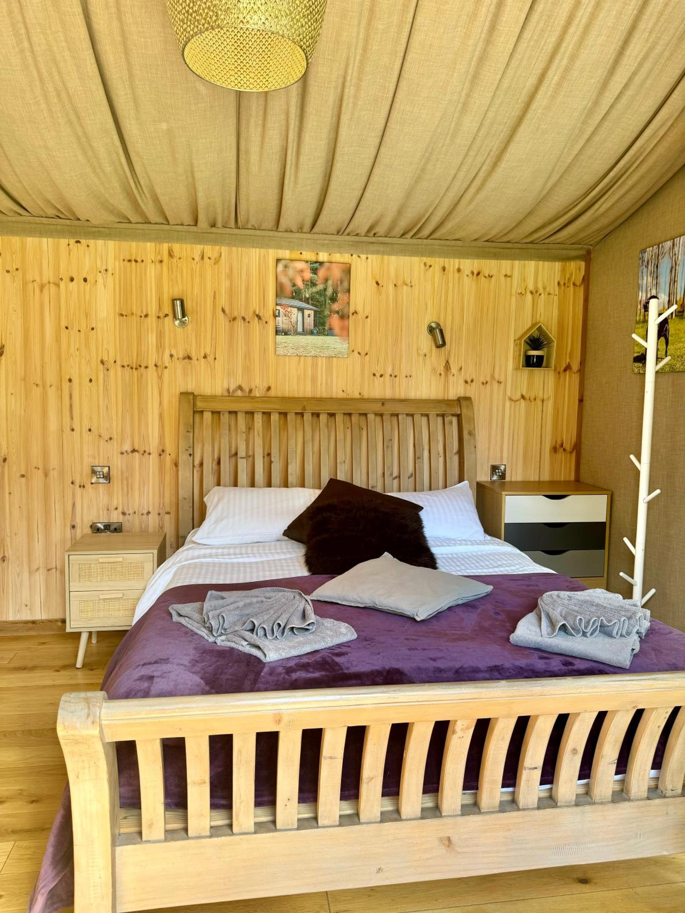 Riverside Cabins