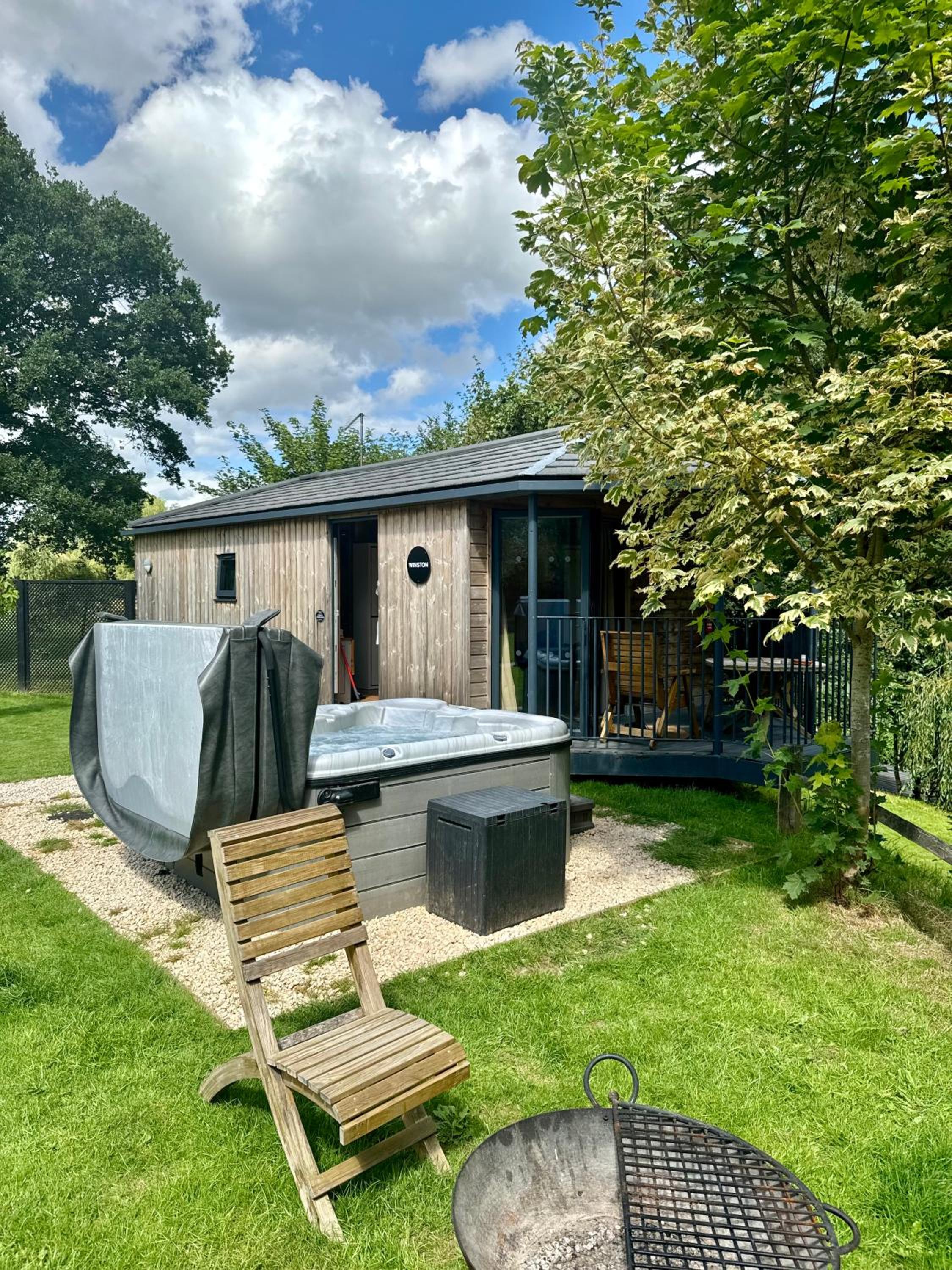 Riverside Cabins
