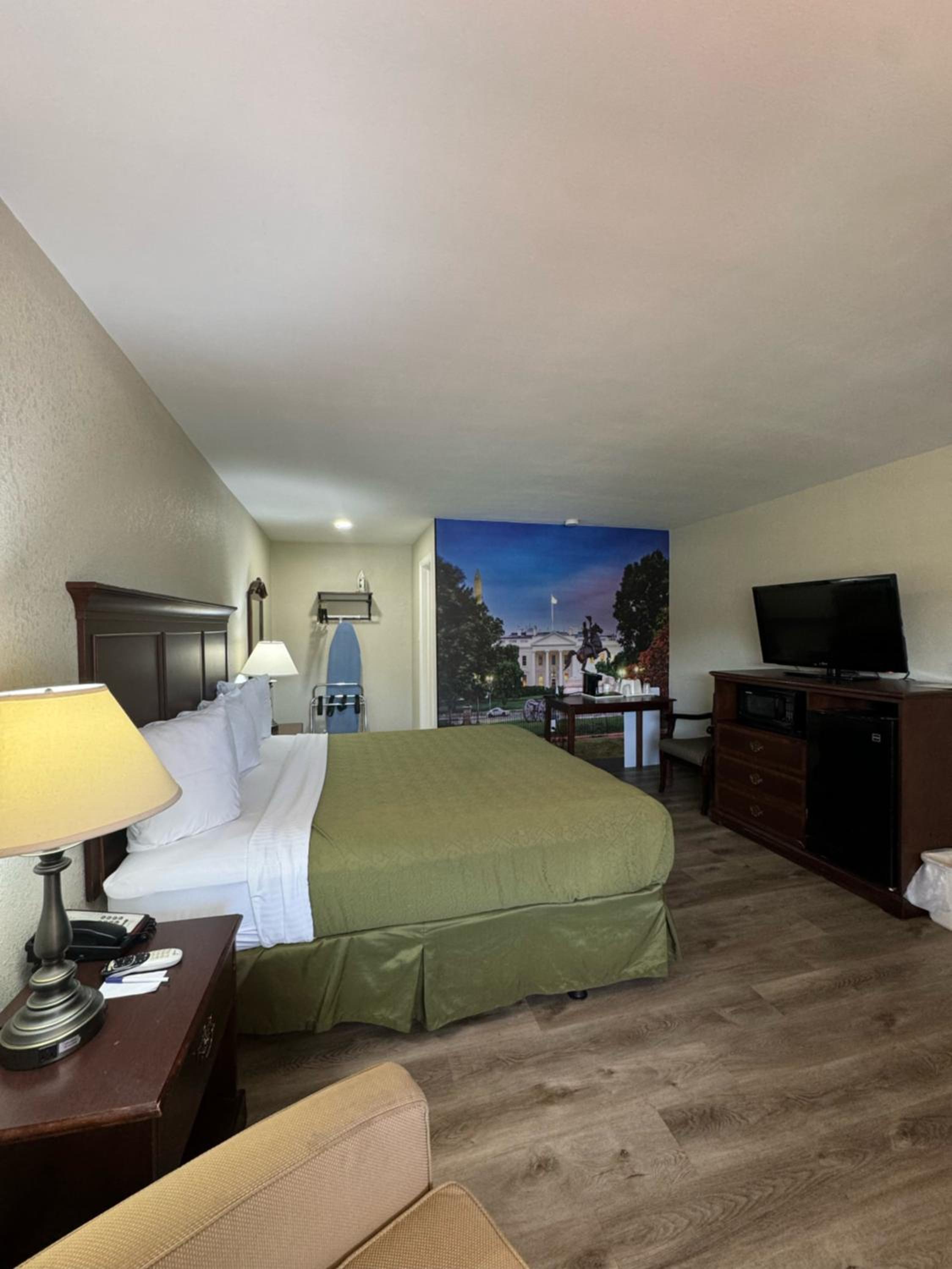 Governor House Inn Arlington/Falls Church - Property Image 1