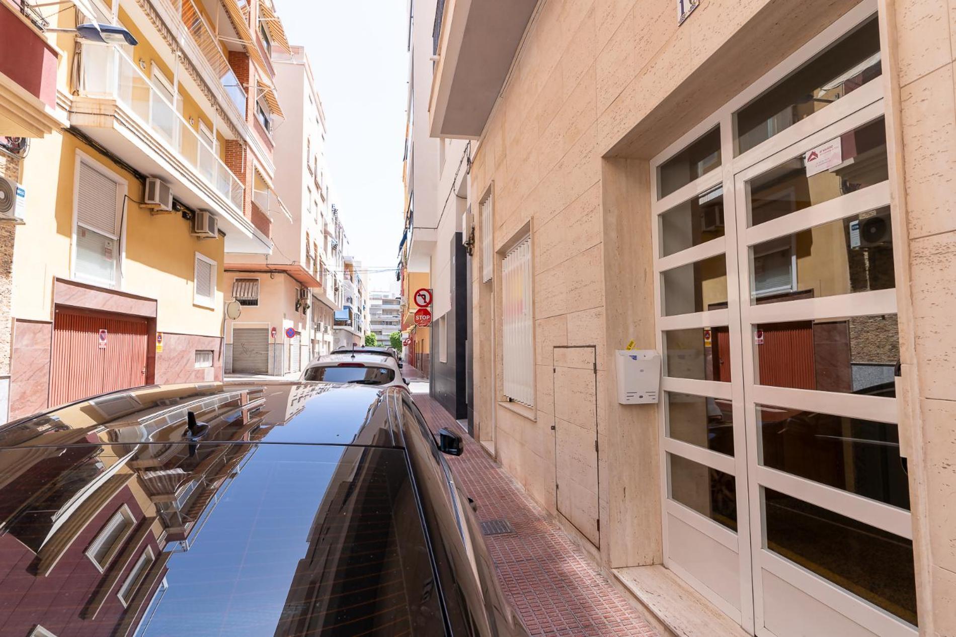 rentafive - Playa Levante - Reformado - Ascensor
