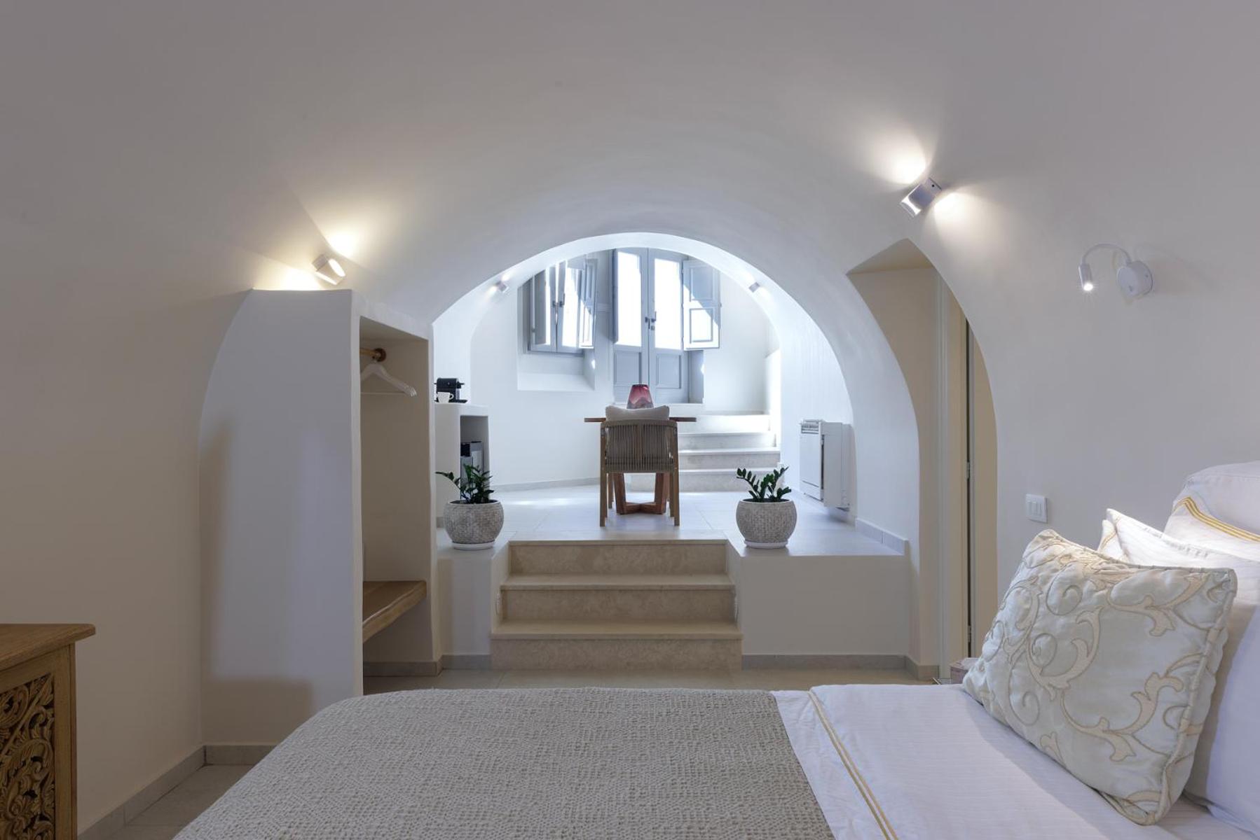 Oia Vacations - La Madeleine - Property Image 102