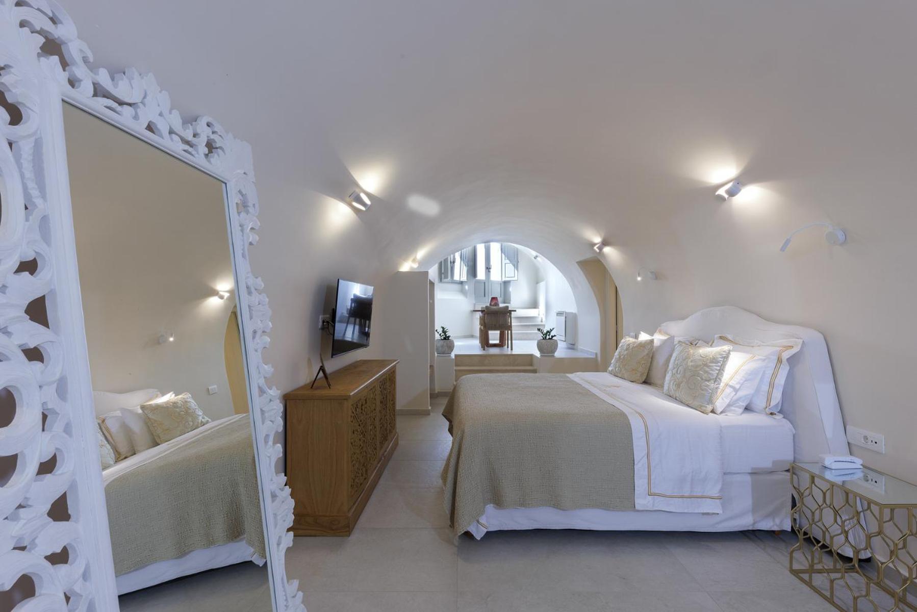 Oia Vacations - La Madeleine - Property Image 108