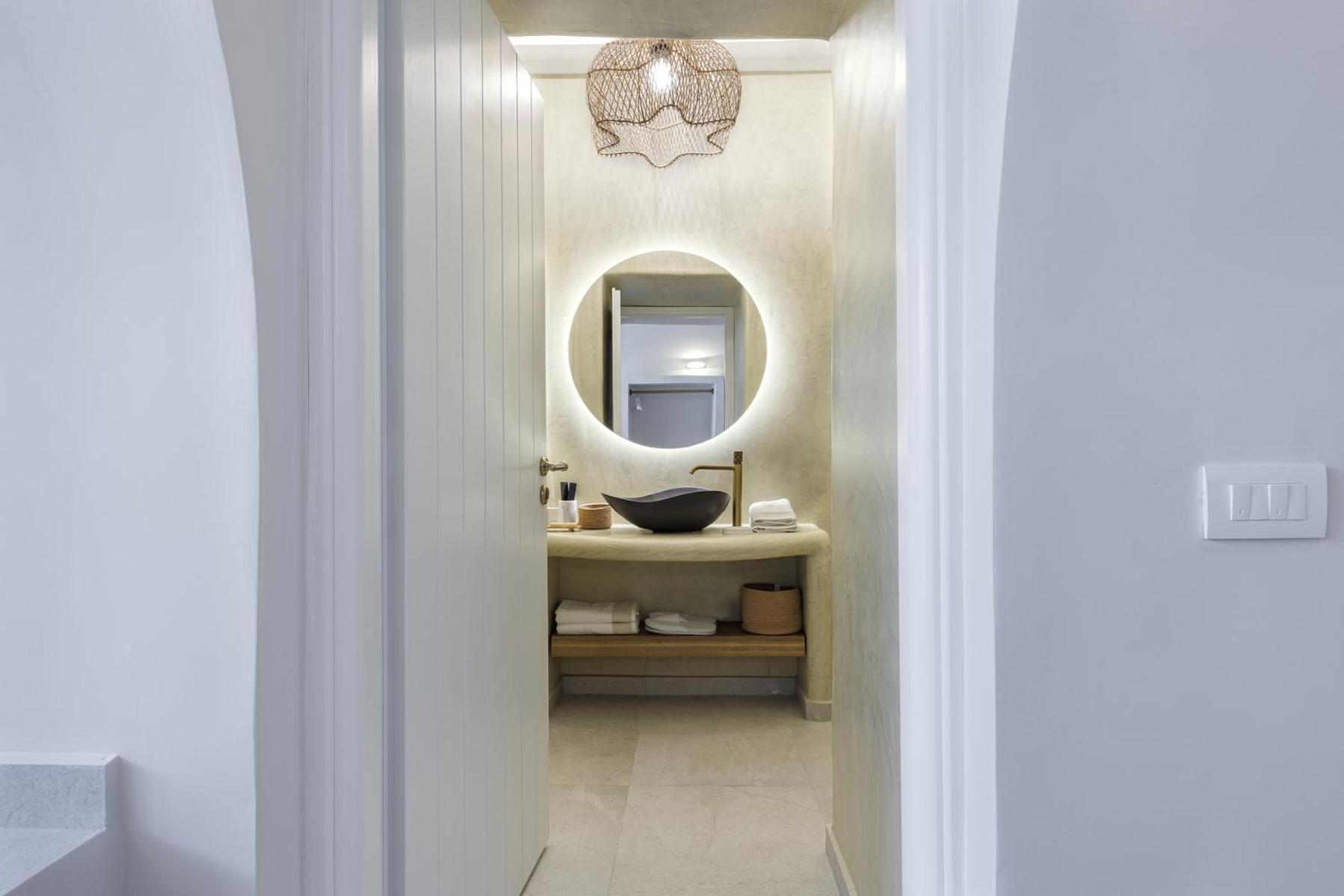 Oia Vacations - La Madeleine - Property Image 110
