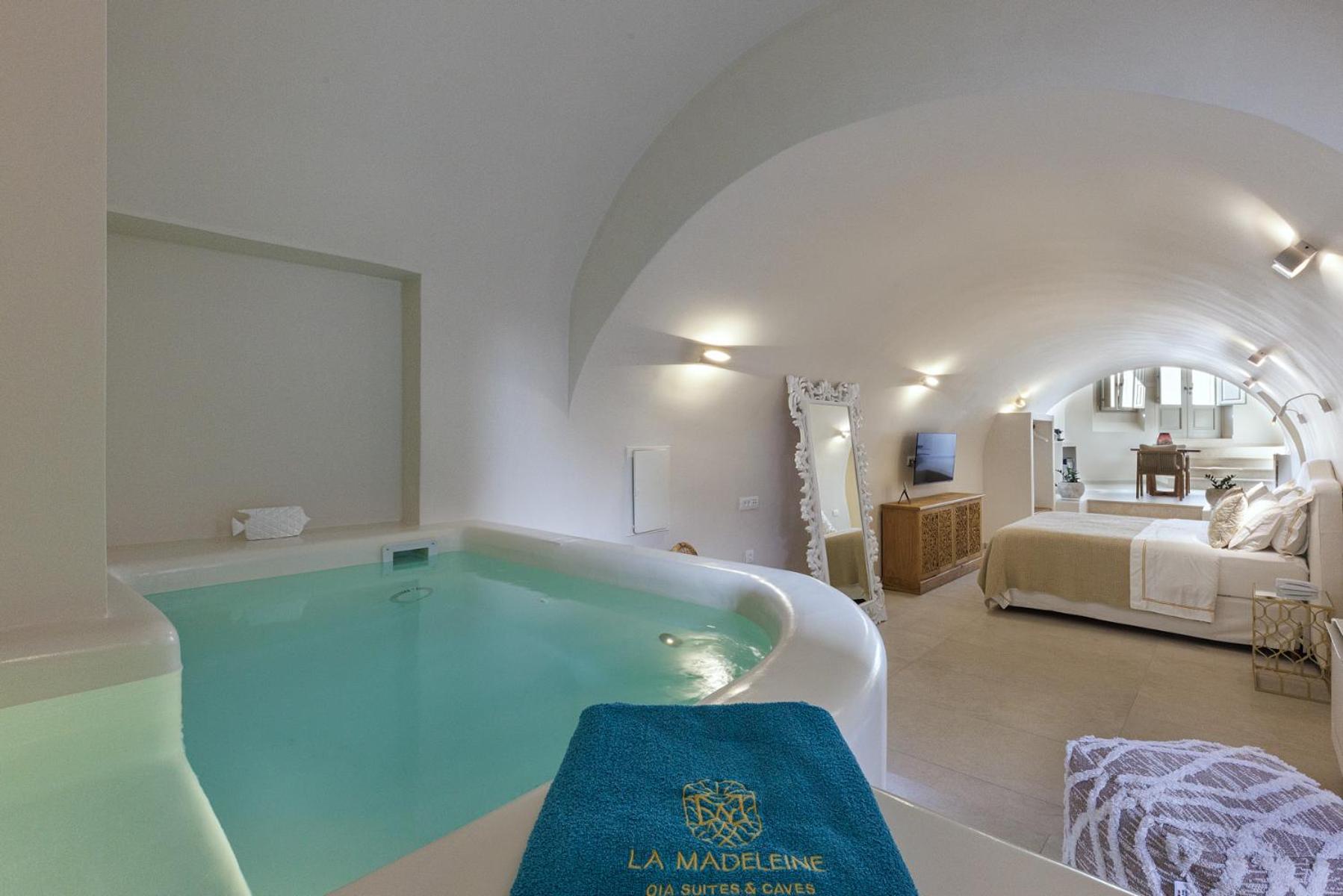 Oia Vacations - La Madeleine - Property Image 101