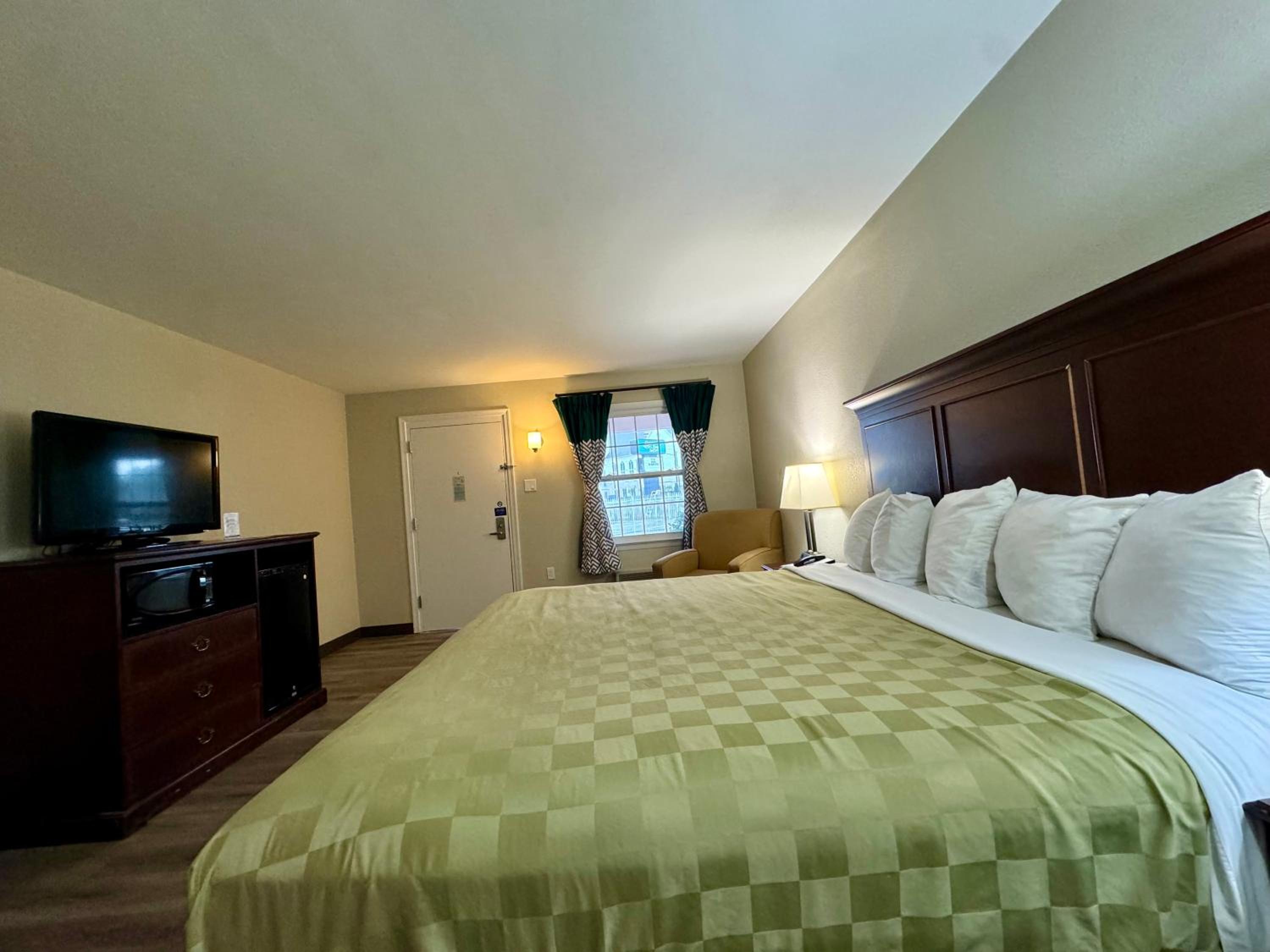 Governor House Inn Arlington/Falls Church - Property Image 5