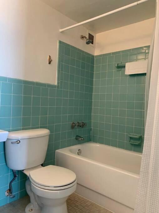 1402- Oceanfront 1BR & 1 Bath Retreat with Stunning Views view 3