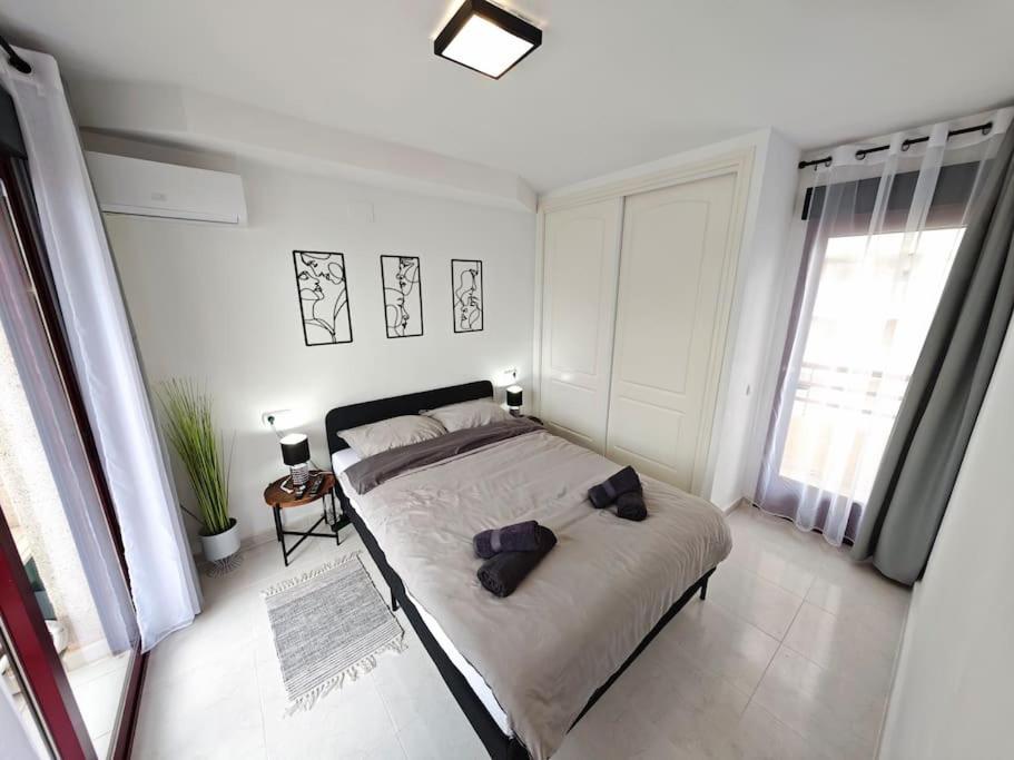 Atico apartamento en primera línea