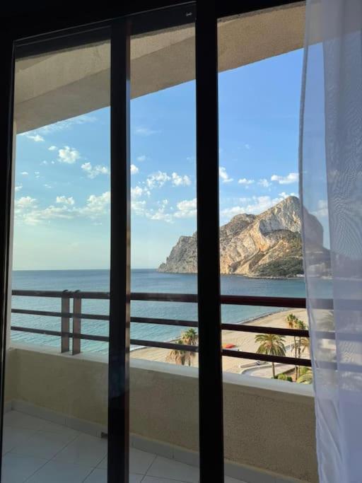 Atico apartamento en primera línea