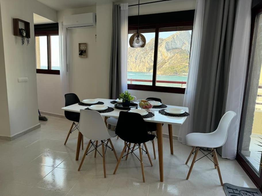 Atico apartamento en primera línea