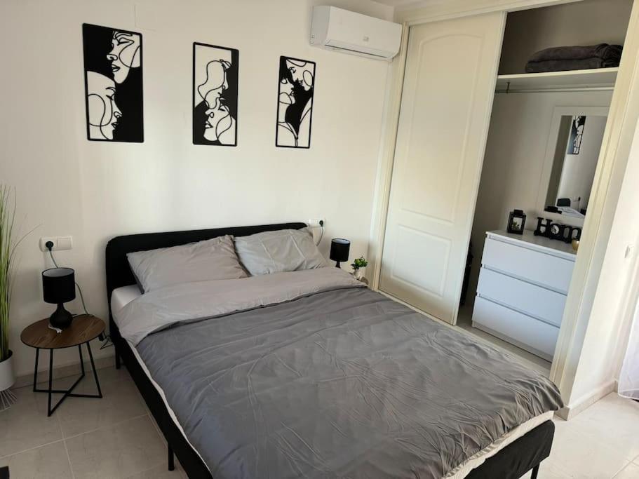 Atico apartamento en primera línea