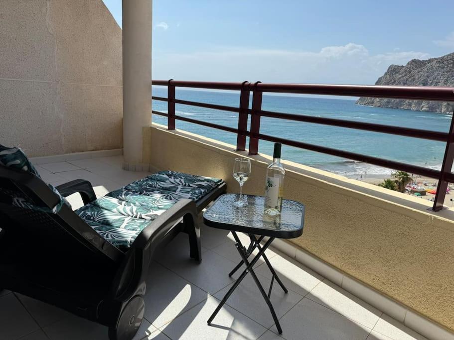 Atico apartamento en primera línea