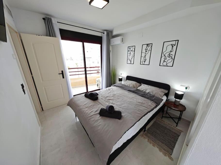 Atico apartamento en primera línea