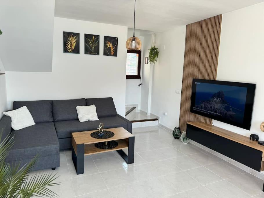 Atico apartamento en primera línea