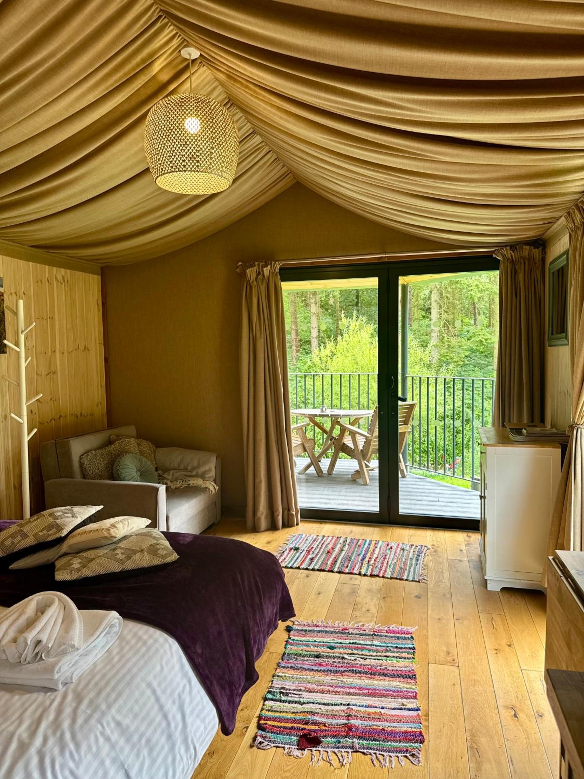 Riverside Cabins