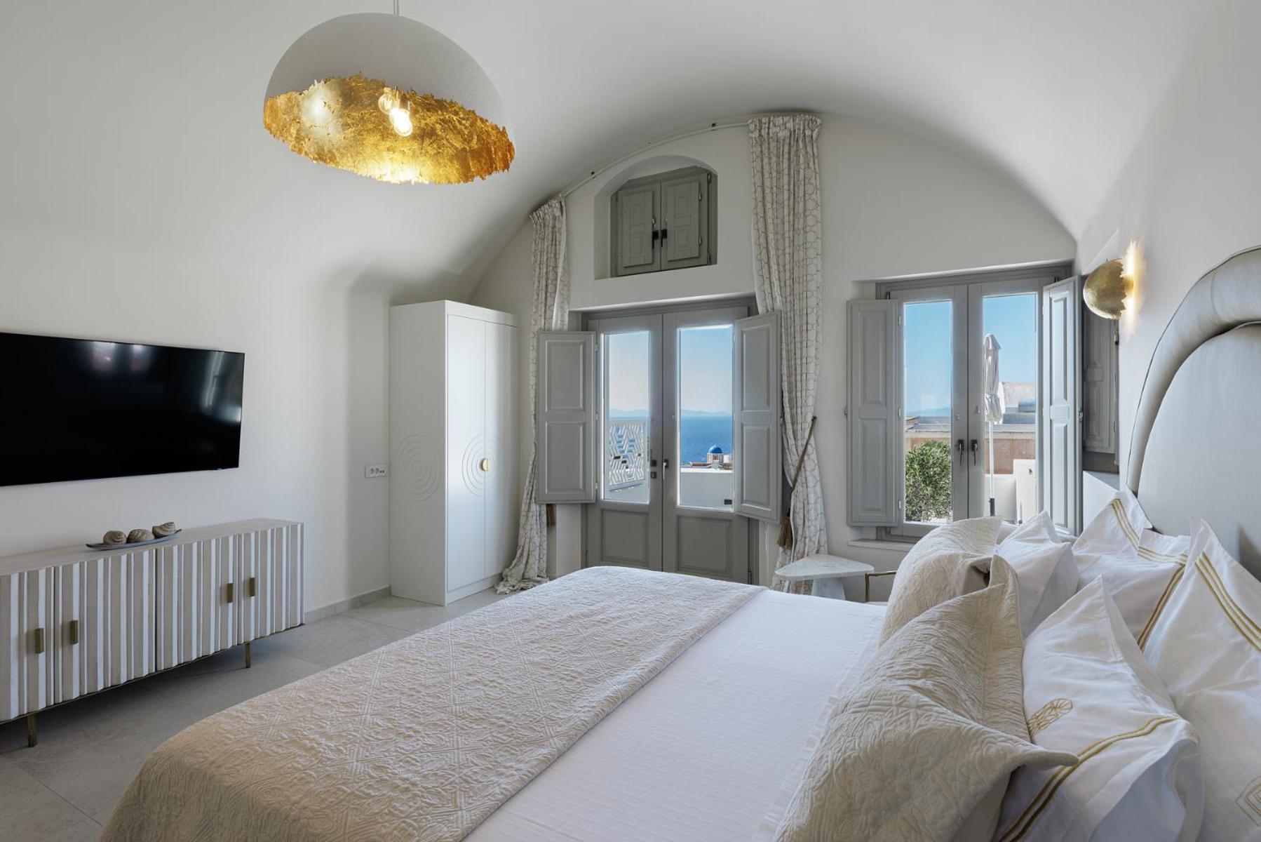 Oia Vacations - La Madeleine - Property Image 117