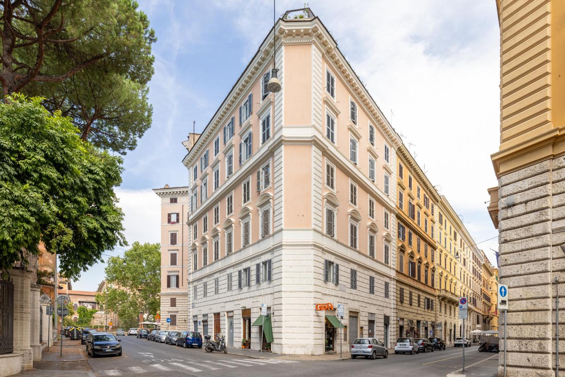Angela luxury home,Premium Apartment for families