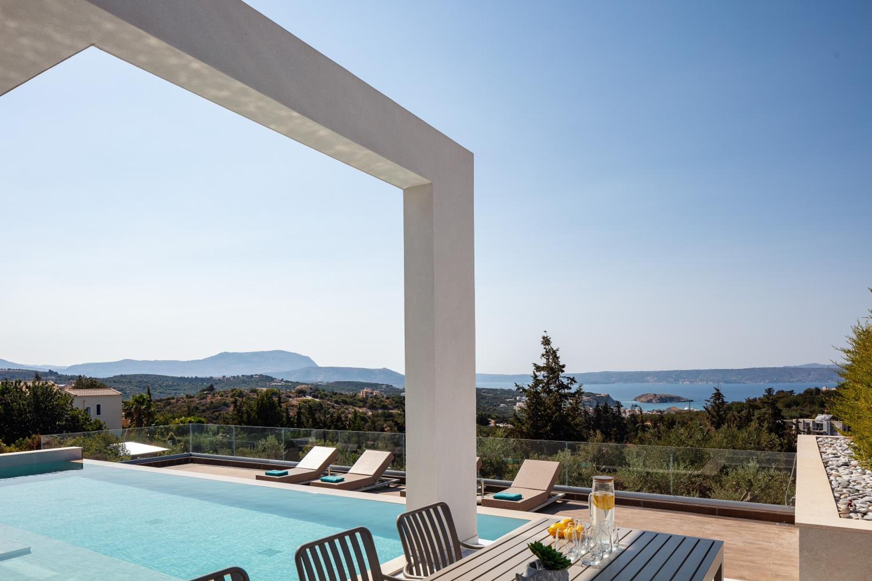 Anelia Villa