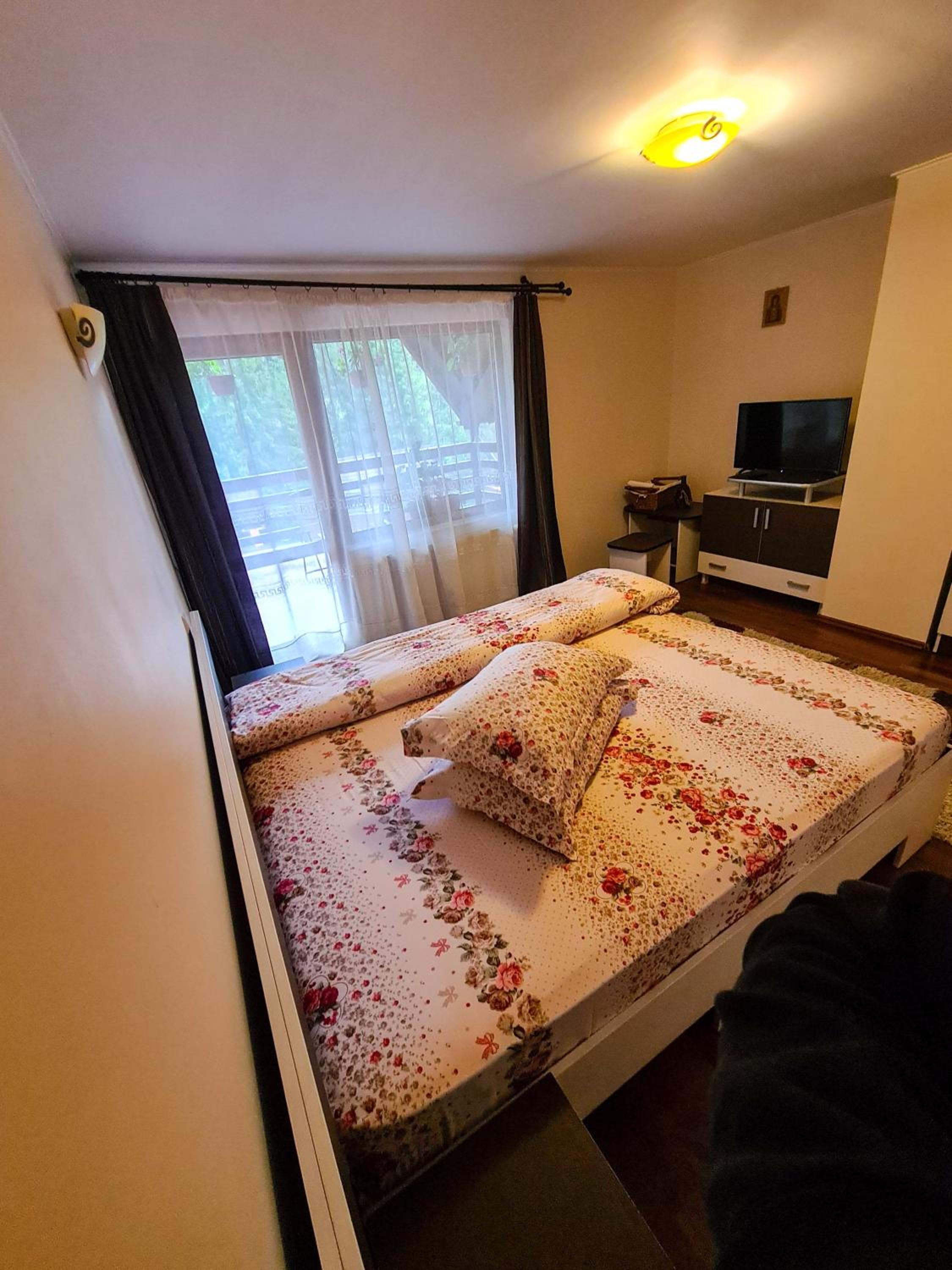 Vis de Munte view 3