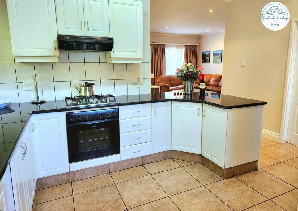 Villa T14 - Selborne Golf Estate view 2